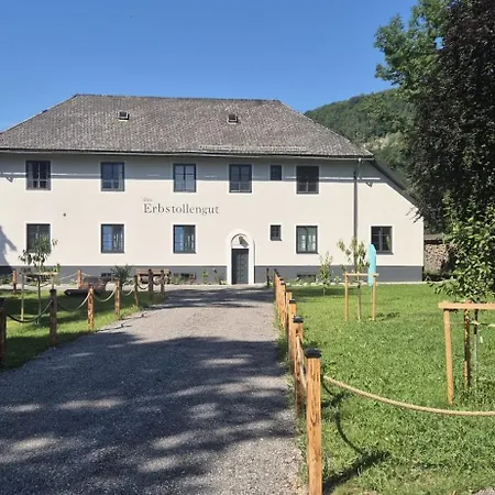 Erbstollengut Apartment *